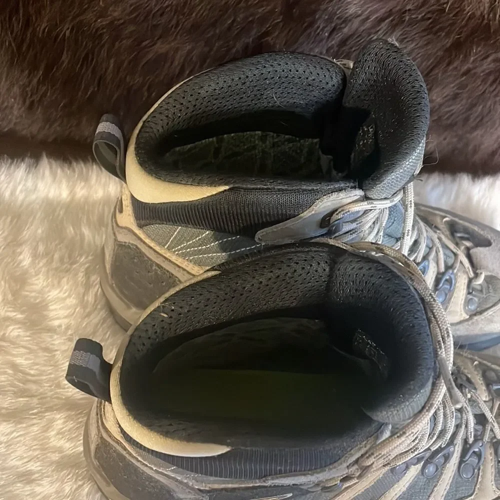 Asolo hiking boots 9.0 (5000E)
